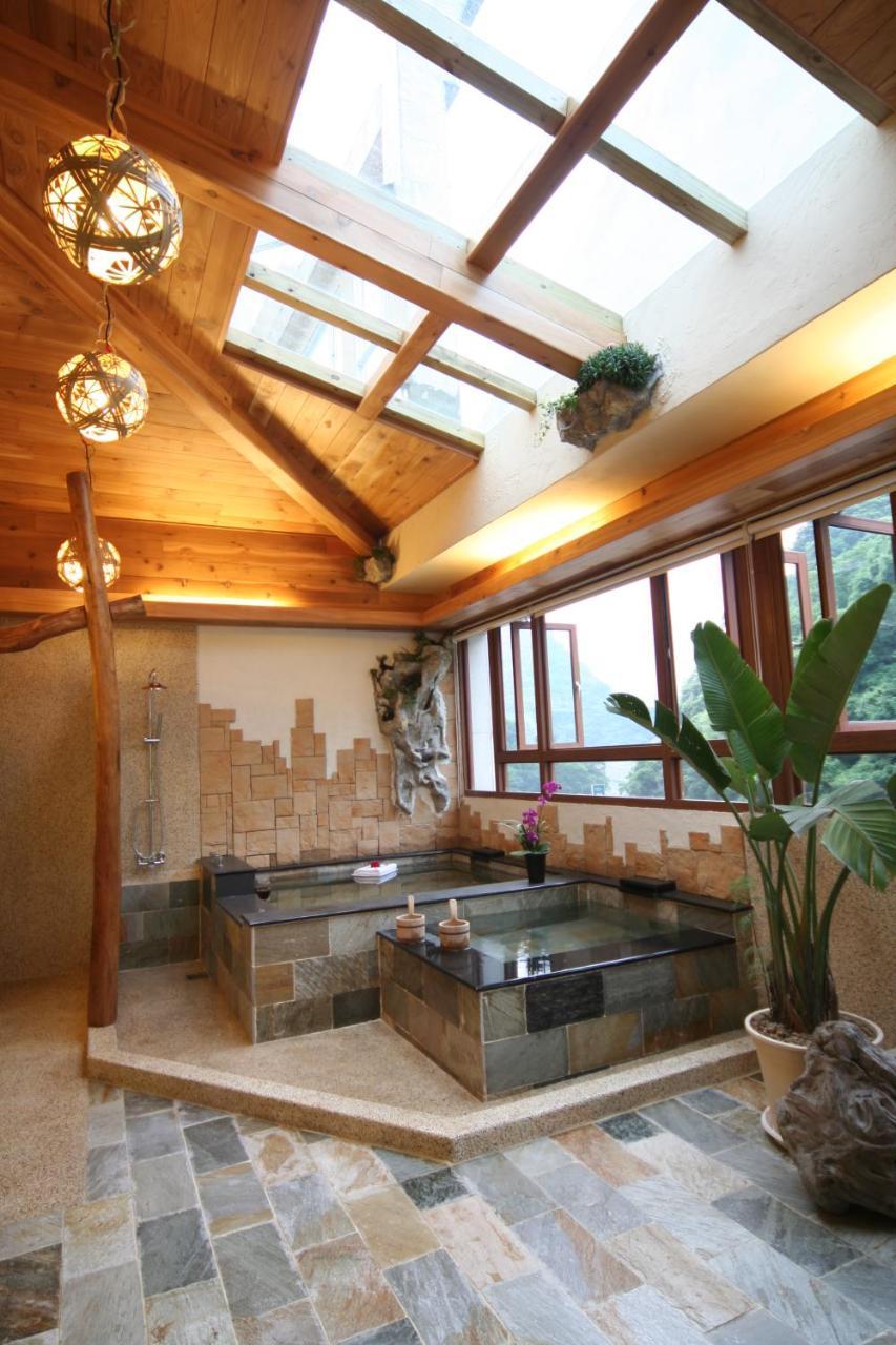Chief Villa Hot Spring Resort Renai Luaran gambar